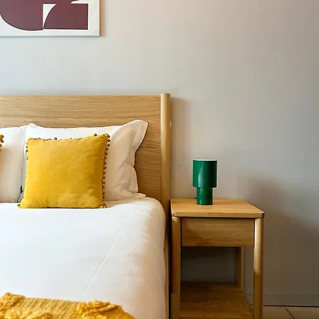 Modern Loft In Alcantara Near Lx Factory Apartmán
